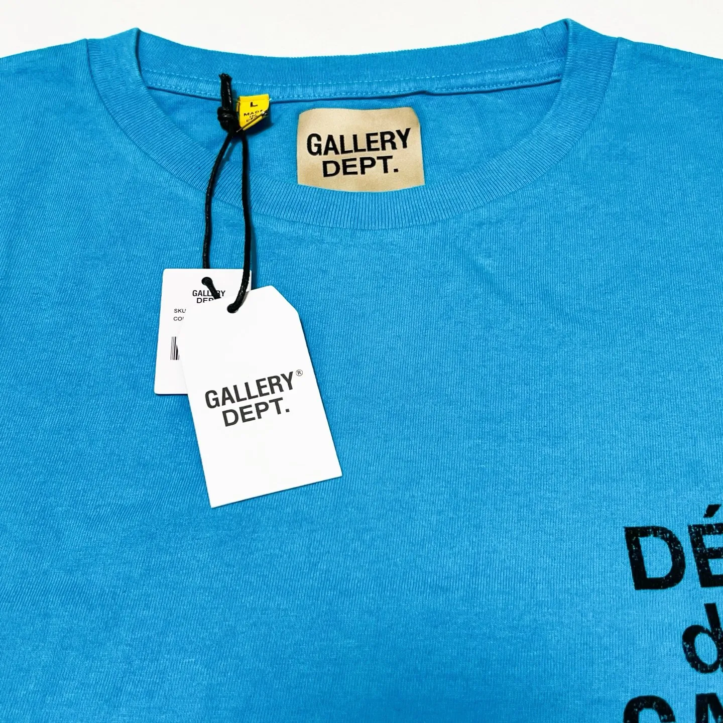 GALLERY DEPT. FRENCH TEE/LIGHT TEAL Lake Blue French Lake Blue S-XL Summer Dopamine Color American Retro Original Same OE Yarn Cone Fabric Garment Dyeing Printing Rewashed Water Distressing Simulates Natural Distressing Effect Correct Accessories Top Purchasing Level